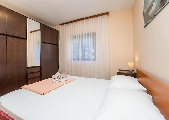 Apartment Juracak Nin