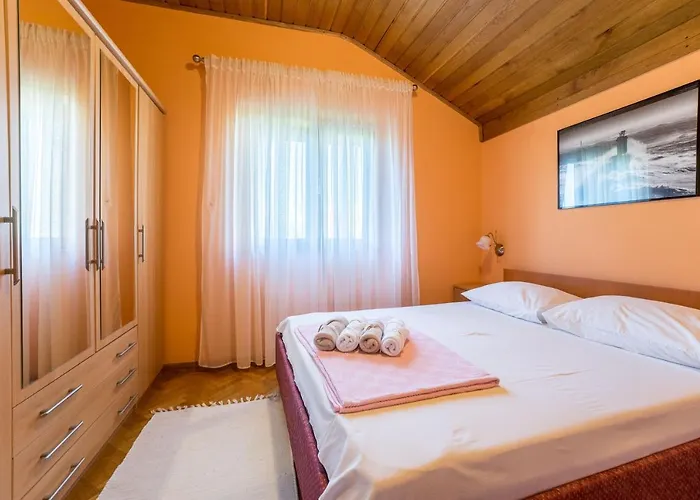 דירה Juracak נין