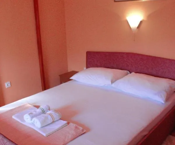 Apartment Juracak *