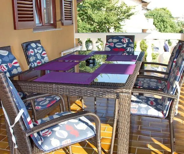 Juracak Apartment