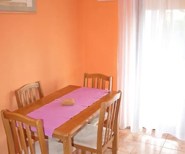 Juracak Apartment