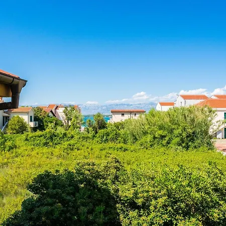 Apartment Juracak *