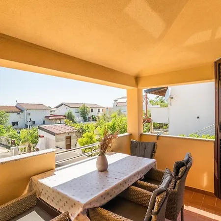 Appartement Juracak Nin