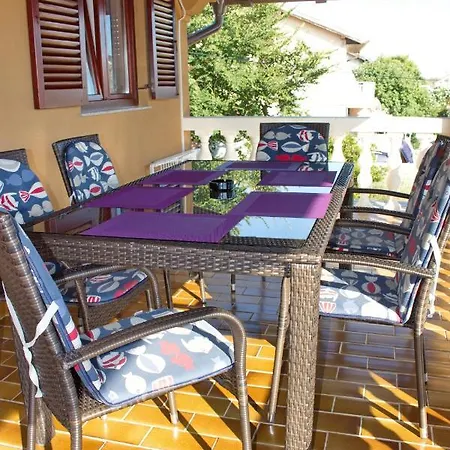 Juracak Apartment