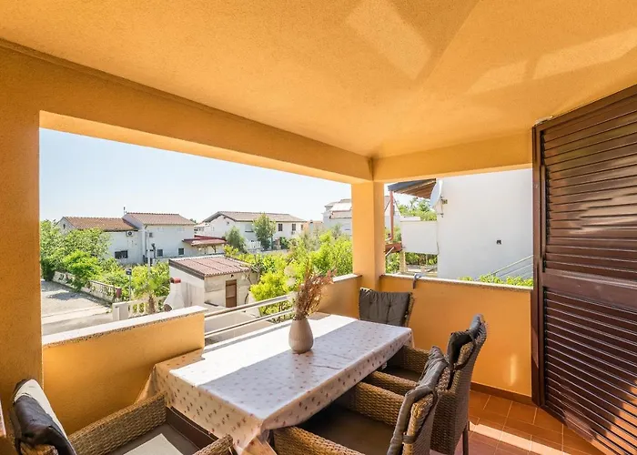 Apartamento Juracak Nin